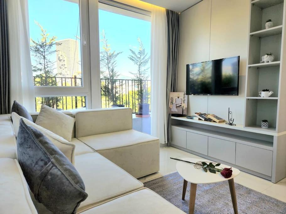 Penthouse With A City View 티라나 외부 사진